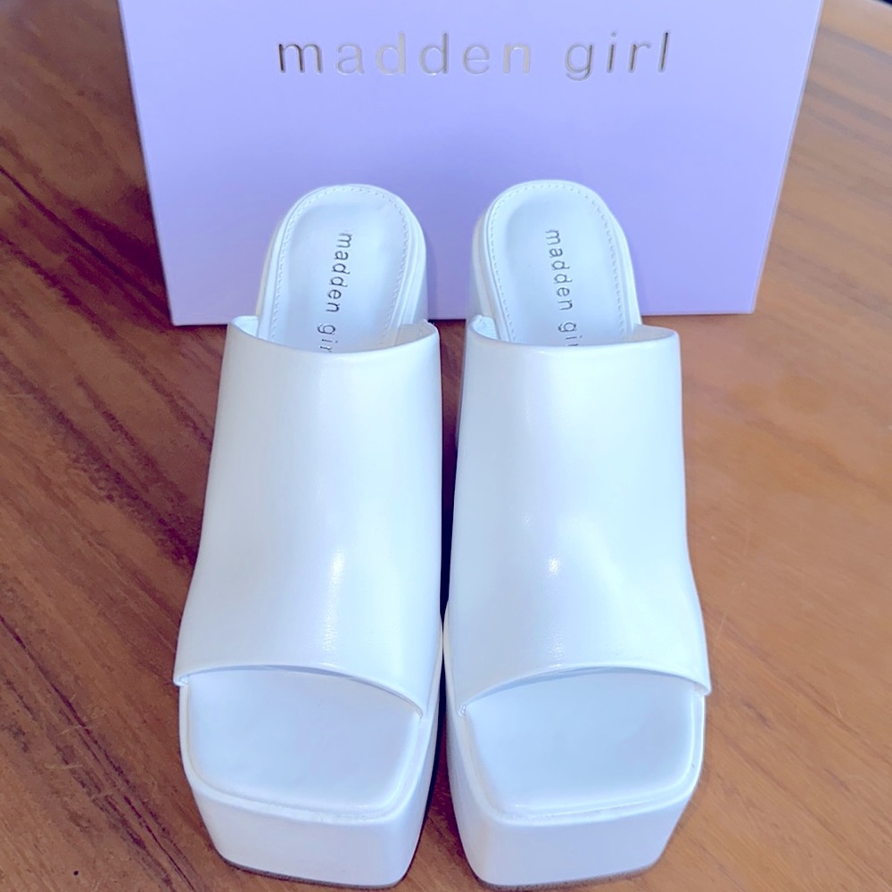 Madden Girl /Shout 7.5 US women brand new